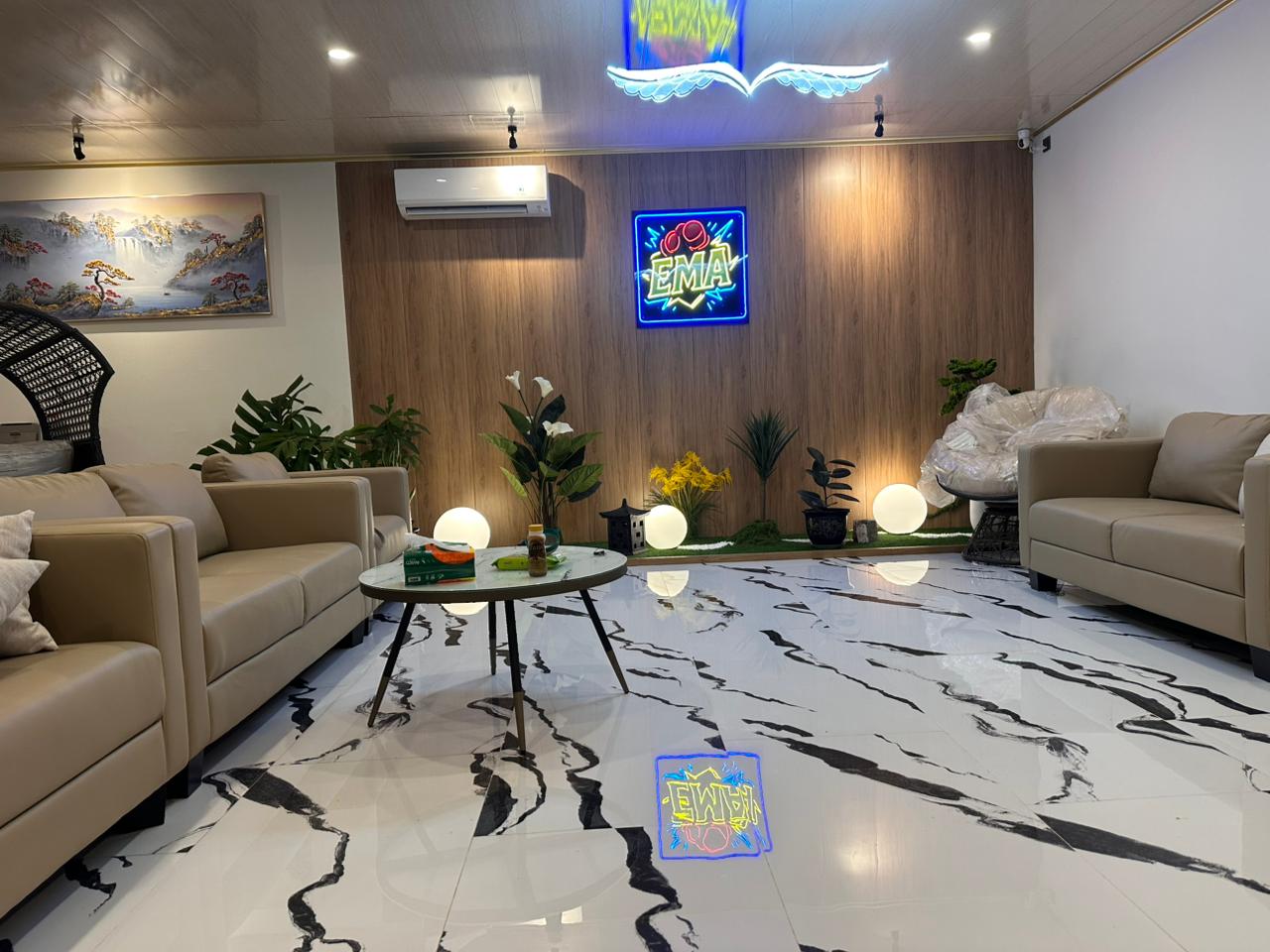 Waiting Area 1