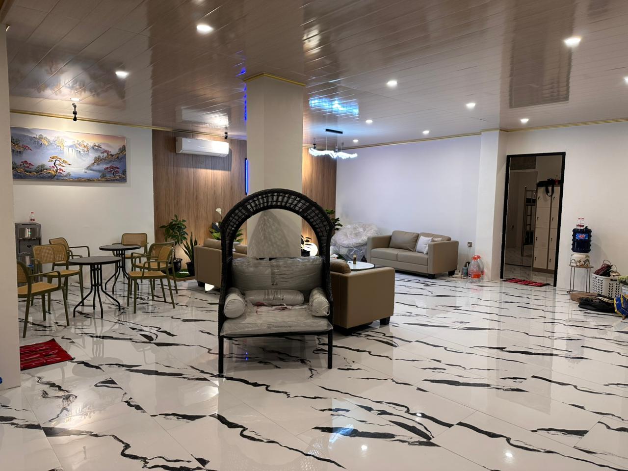 Waiting Area 4